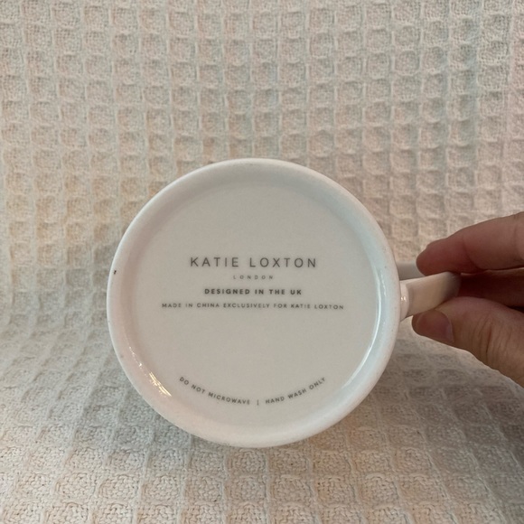 Katie Loxton Fabulous Friend Mug Designed In The UK - Picture 7 of 7